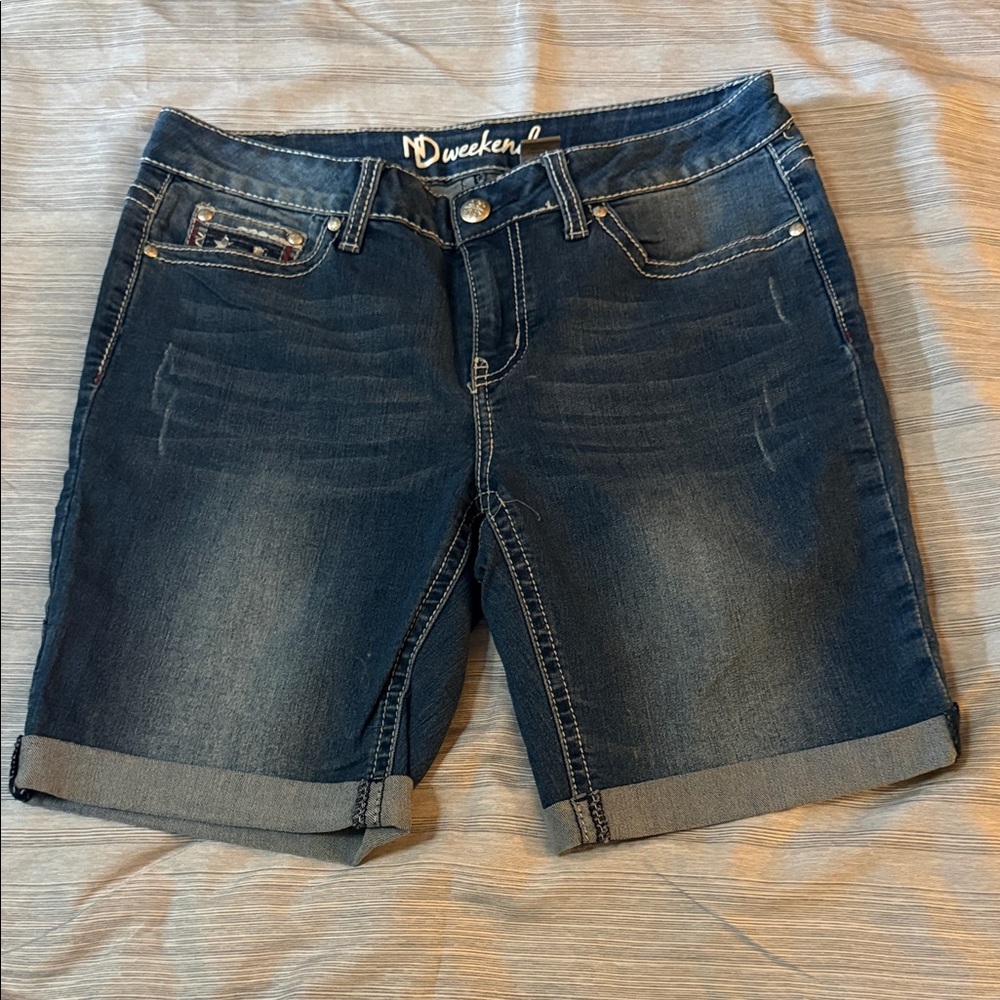 Weekend Women's Classic Blue Jean Shorts